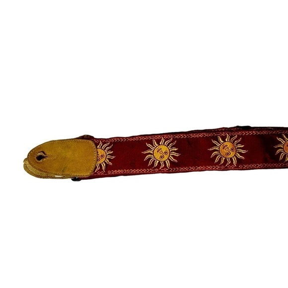 Levy’s MPJG Vintage Sun Guitar Strap Red Jacquard Gold Sun with Tan Suede Ends - Picture 6 of 12